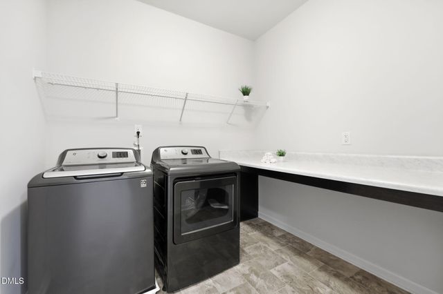 677 Grand Central Station, Apex, NC 27502