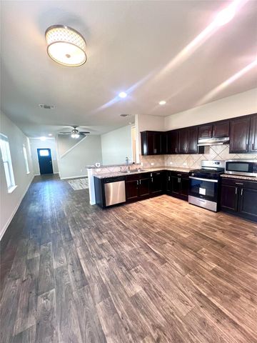 3004 Tilmon LN, Austin, TX 78725