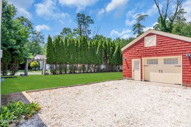 180 Tinton Avenue, Eatontown, NJ 07724