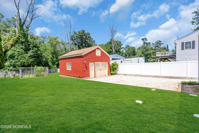 180 Tinton Avenue, Eatontown, NJ 07724