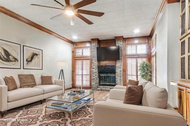 1820 E Main Street, Moore, OK 73160