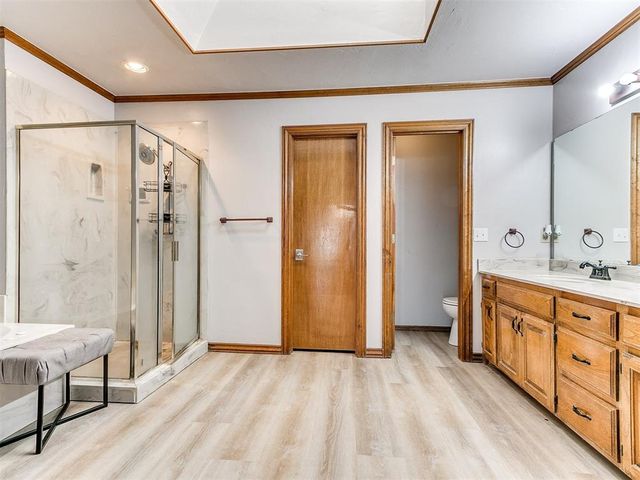 1820 E Main Street, Moore, OK 73160