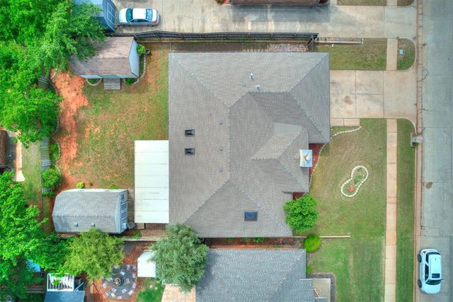 1820 E Main Street, Moore, OK 73160