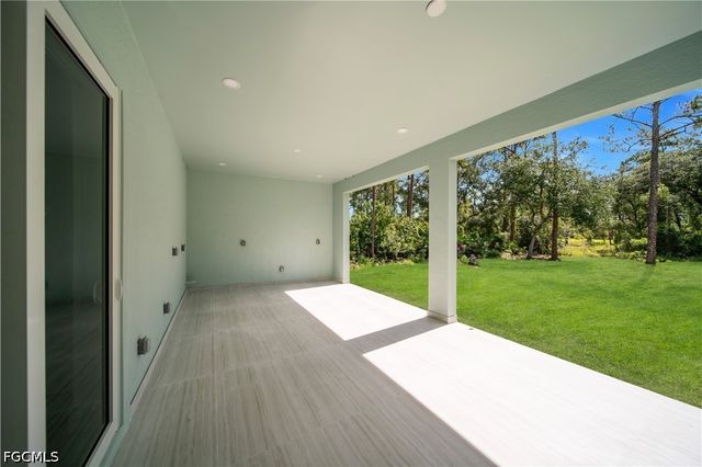 1912 Roosevelt AVE, Lehigh Acres, FL 33972