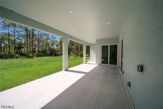 1912 Roosevelt AVE, Lehigh Acres, FL 33972