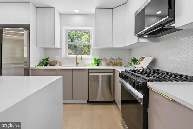 4620 LACY AVE, Suitland, MD 20746