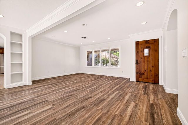 2964 Kennedy Dr, Yuba City, CA 95993