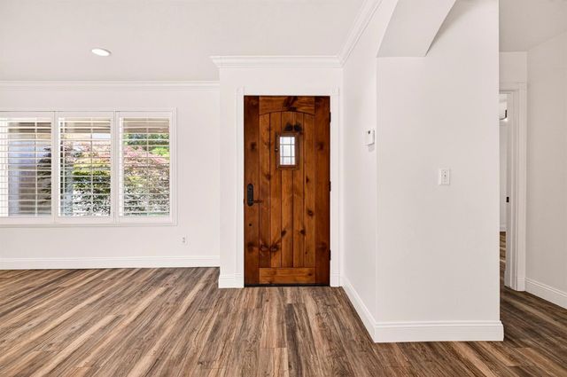 2964 Kennedy Dr, Yuba City, CA 95993