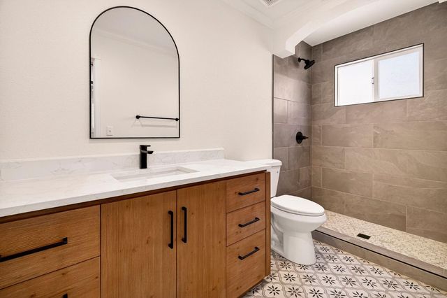 2964 Kennedy Dr, Yuba City, CA 95993