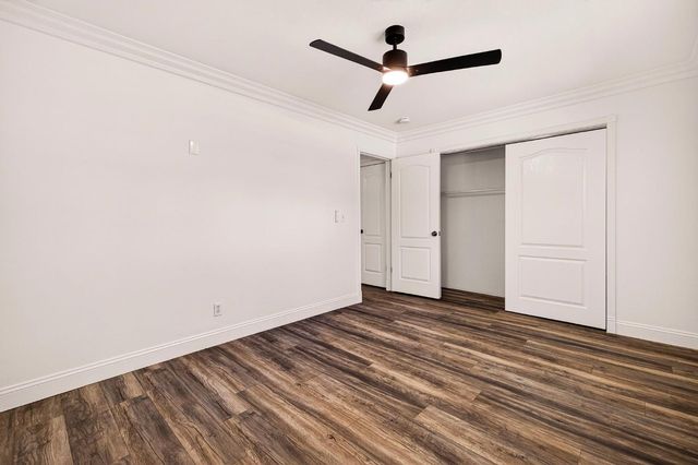 2964 Kennedy Dr, Yuba City, CA 95993