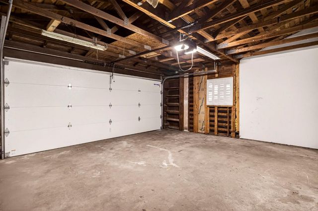 2964 Kennedy Dr, Yuba City, CA 95993