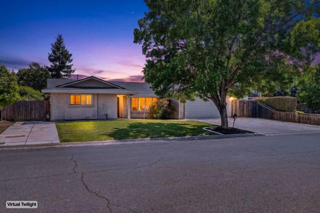 2964 Kennedy Dr, Yuba City, CA 95993