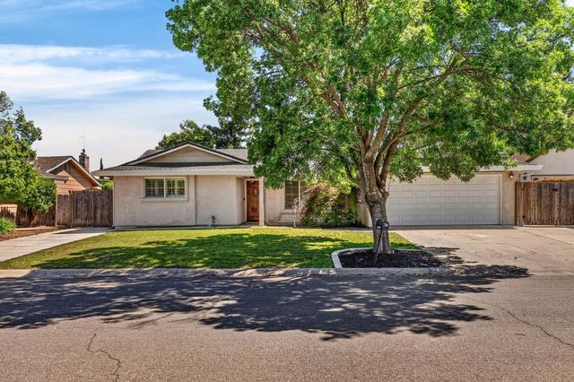 2964 Kennedy Dr, Yuba City, CA 95993
