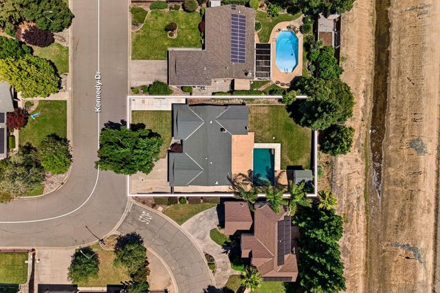 2964 Kennedy Dr, Yuba City, CA 95993