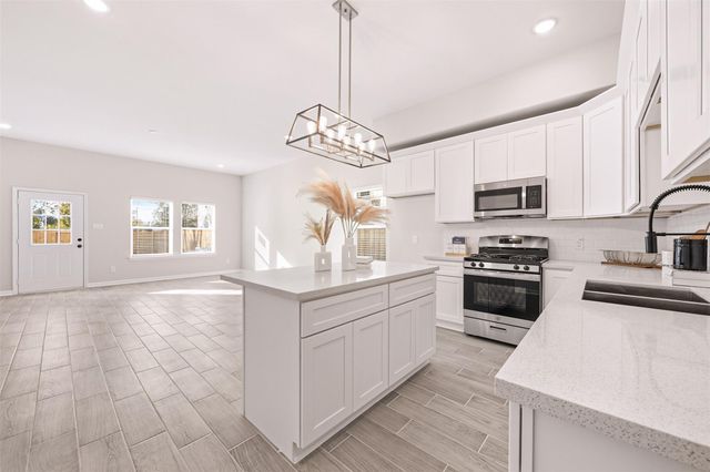 6111 Haight Street, Houston, TX 77028