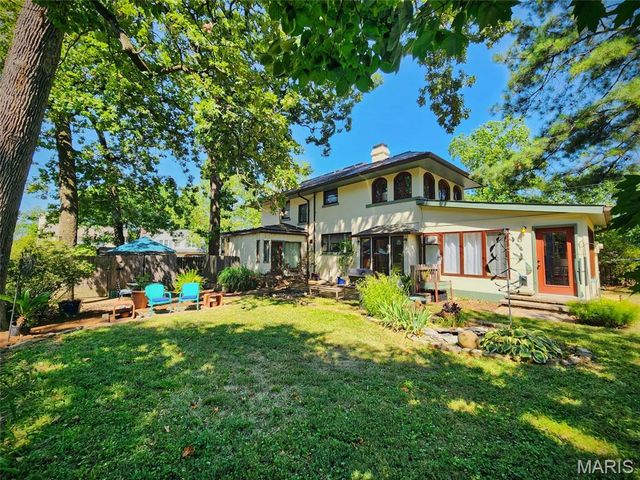 7120 Lindell Boulevard, University City, MO 63130