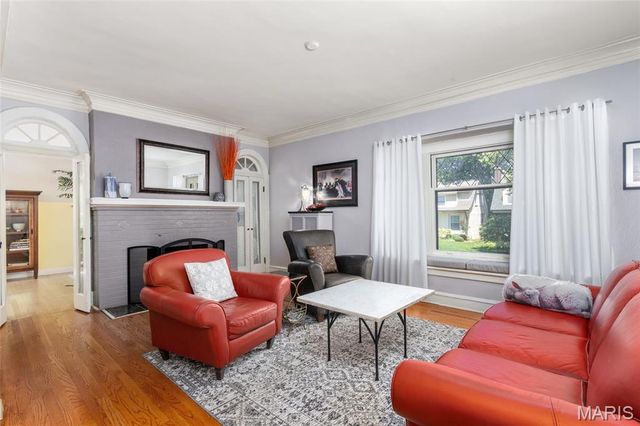 7120 Lindell Boulevard, University City, MO 63130