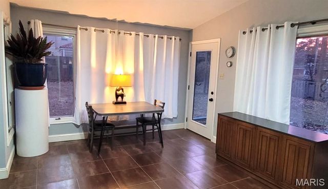 7120 Lindell Boulevard, University City, MO 63130