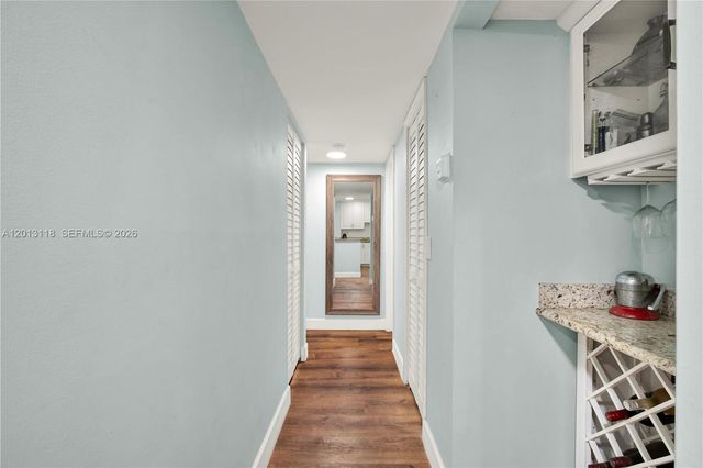 1516 S Lakeside Drive 105, Lake Worth, FL 33460