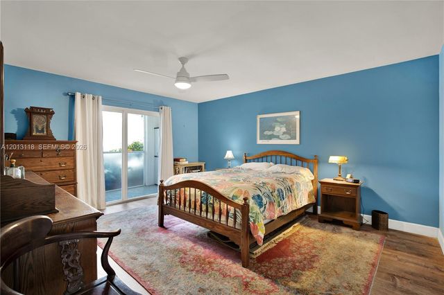 1516 S Lakeside Drive 105, Lake Worth, FL 33460