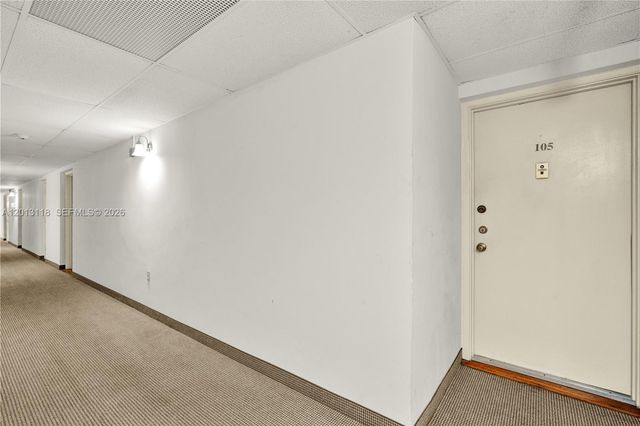 1516 S Lakeside Drive 105, Lake Worth, FL 33460