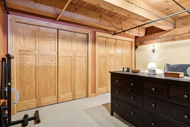 289 5th Street E 403, Saint Paul, MN 55101