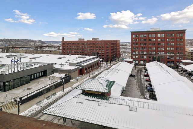 289 5th Street E 403, Saint Paul, MN 55101