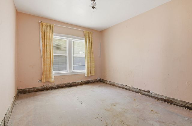 1112 S Taylor Avenue, Oak Park, IL 60304