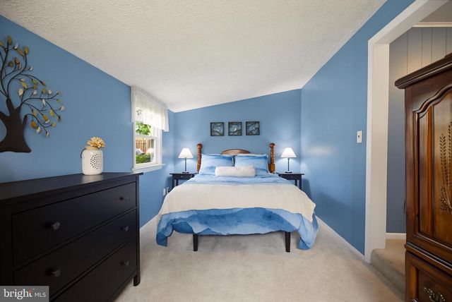 29 EVANS RD, Norristown, PA 19403