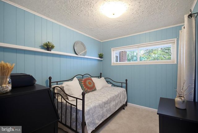 29 EVANS RD, Norristown, PA 19403