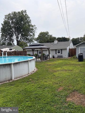 29 EVANS RD, Norristown, PA 19403