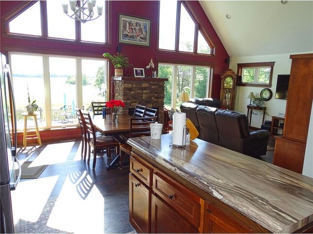 E560 Cedar Road, Eau Claire, WI 54701