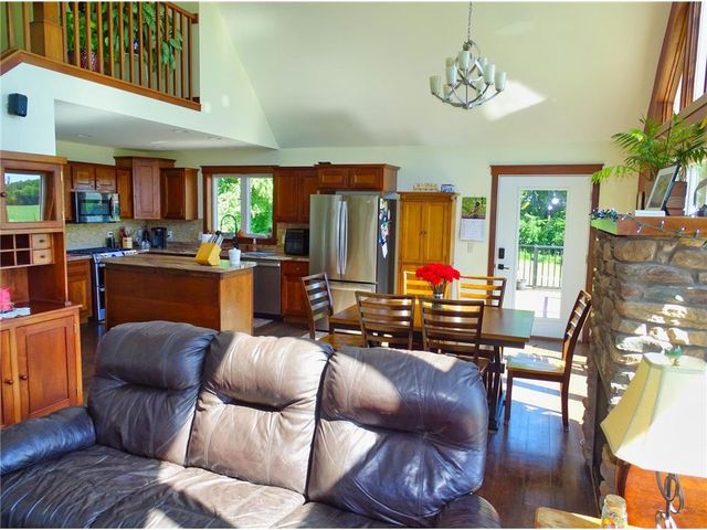 E560 Cedar Road, Eau Claire, WI 54701