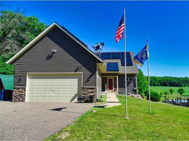 E560 Cedar Road, Eau Claire, WI 54701