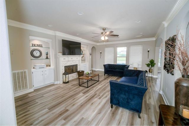 2006 Pebble Lane, Friendswood, TX 77546