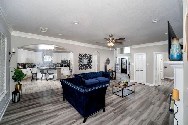 2006 Pebble Lane, Friendswood, TX 77546