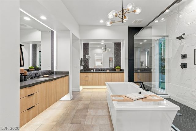 2211 Overlook Canyon Lane, Henderson, NV 89052