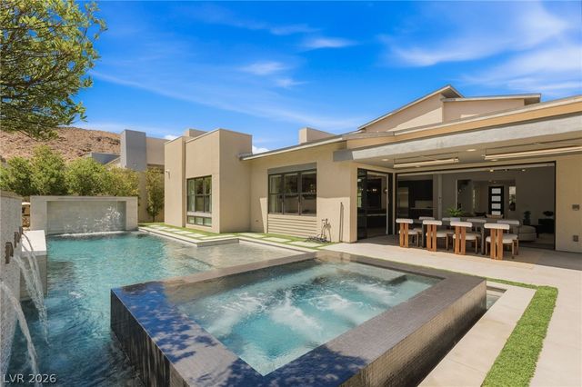 2211 Overlook Canyon Lane, Henderson, NV 89052