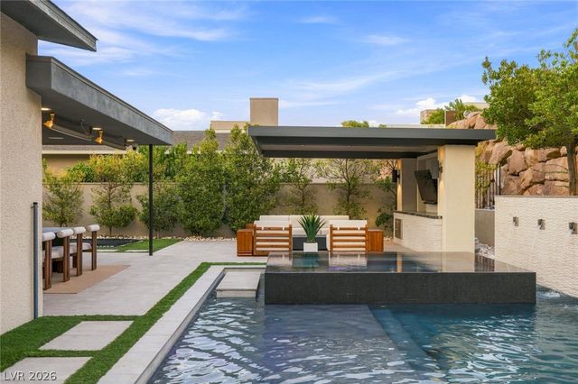 2211 Overlook Canyon Lane, Henderson, NV 89052
