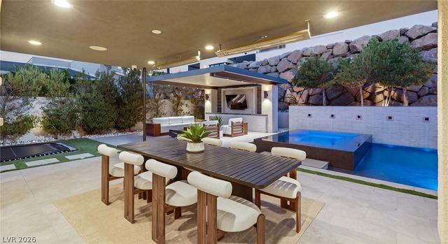 2211 Overlook Canyon Lane, Henderson, NV 89052