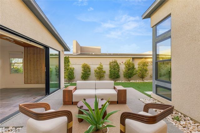 2211 Overlook Canyon Lane, Henderson, NV 89052