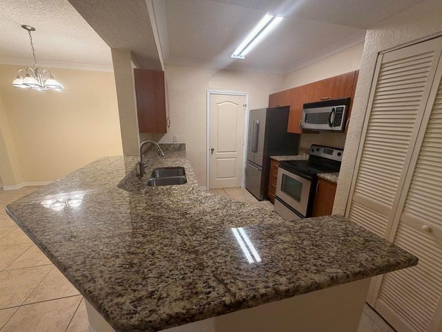 150 SW Peacock Boulevard 26-102, Port St. Lucie, FL 34986
