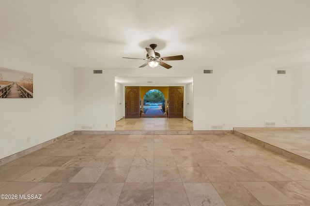1015 N Camino Del Codorniz, Tucson, AZ 85748