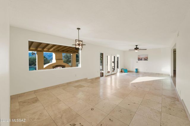 1015 N Camino Del Codorniz, Tucson, AZ 85748