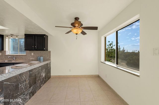 1015 N Camino Del Codorniz, Tucson, AZ 85748