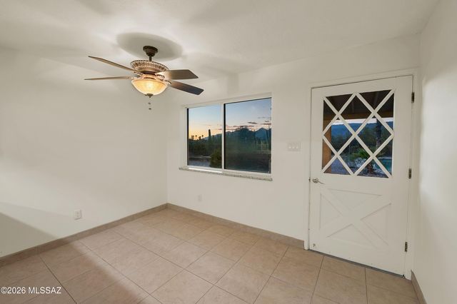 1015 N Camino Del Codorniz, Tucson, AZ 85748