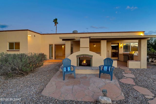 1015 N Camino Del Codorniz, Tucson, AZ 85748