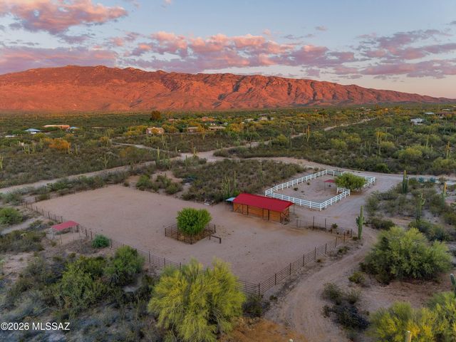 1015 N Camino Del Codorniz, Tucson, AZ 85748