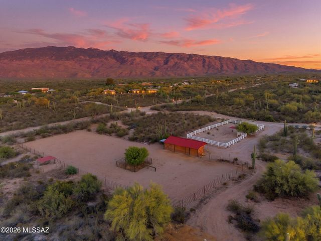 1015 N Camino Del Codorniz, Tucson, AZ 85748
