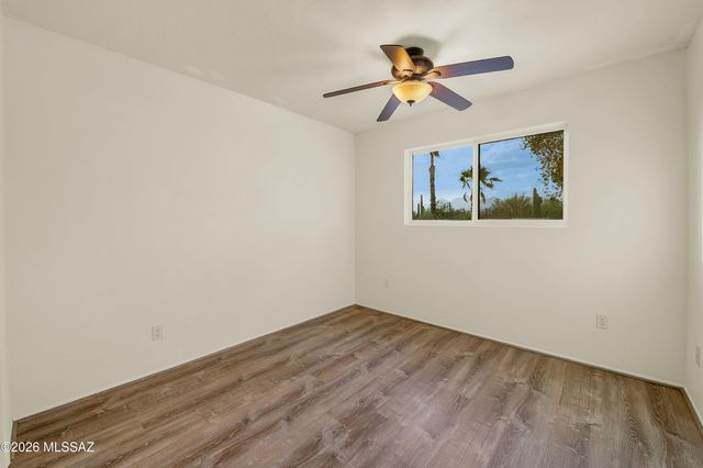 1015 N Camino Del Codorniz, Tucson, AZ 85748